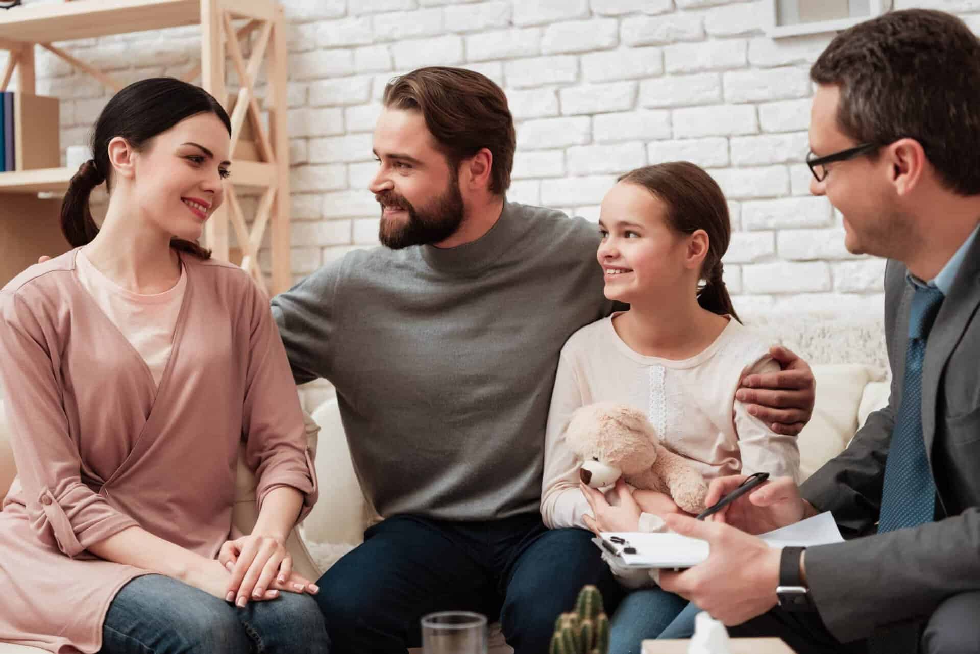 Family therapy session during OP treatment through Enlightened Recovery.