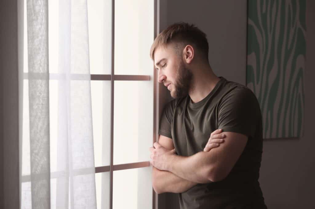 A man, struggling with anxiety, decides to seek acute stress disorder treatment in New Jersey.