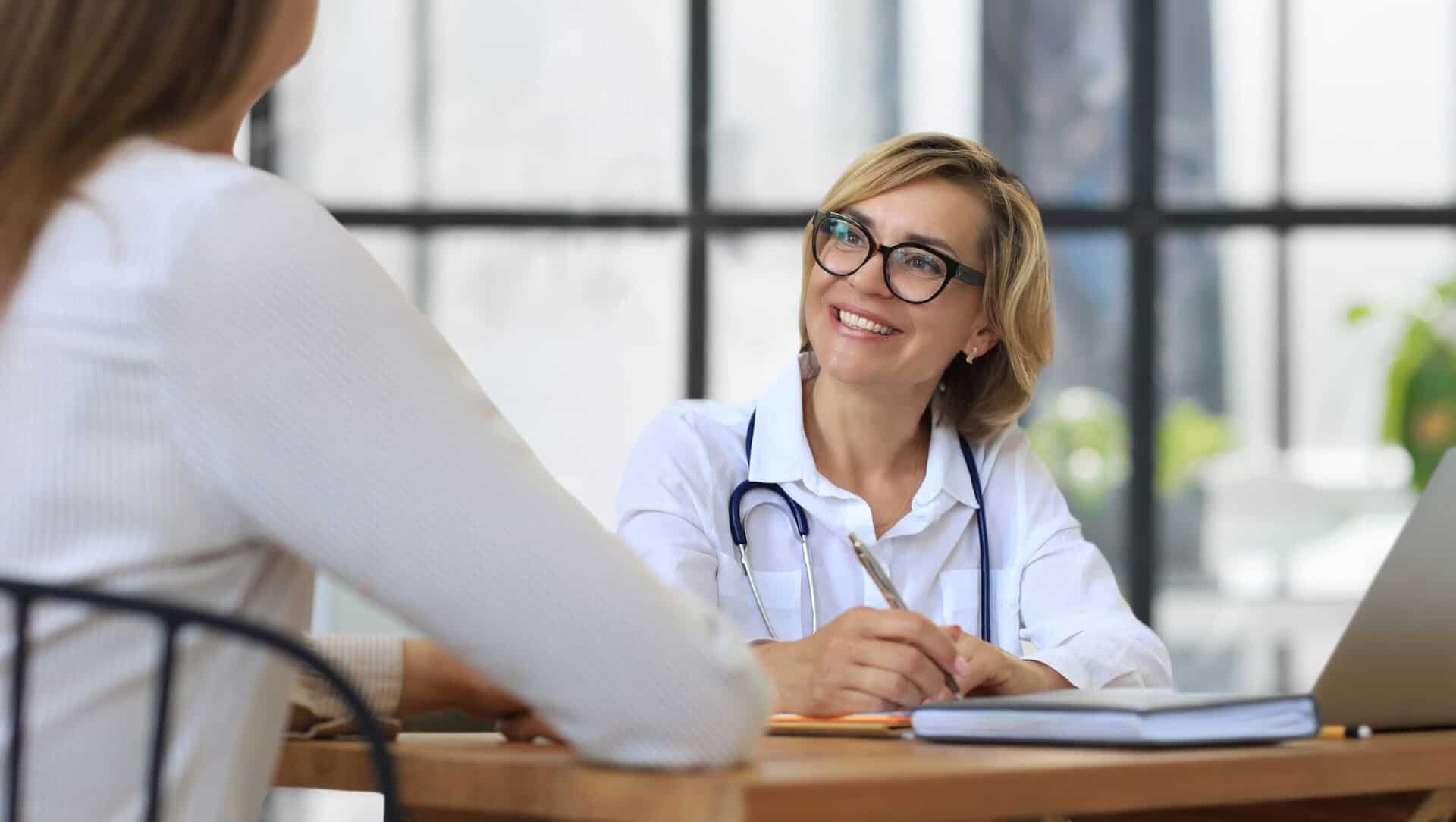 A woman seeks nutritional counseling and learns about the signs your liver is healing.