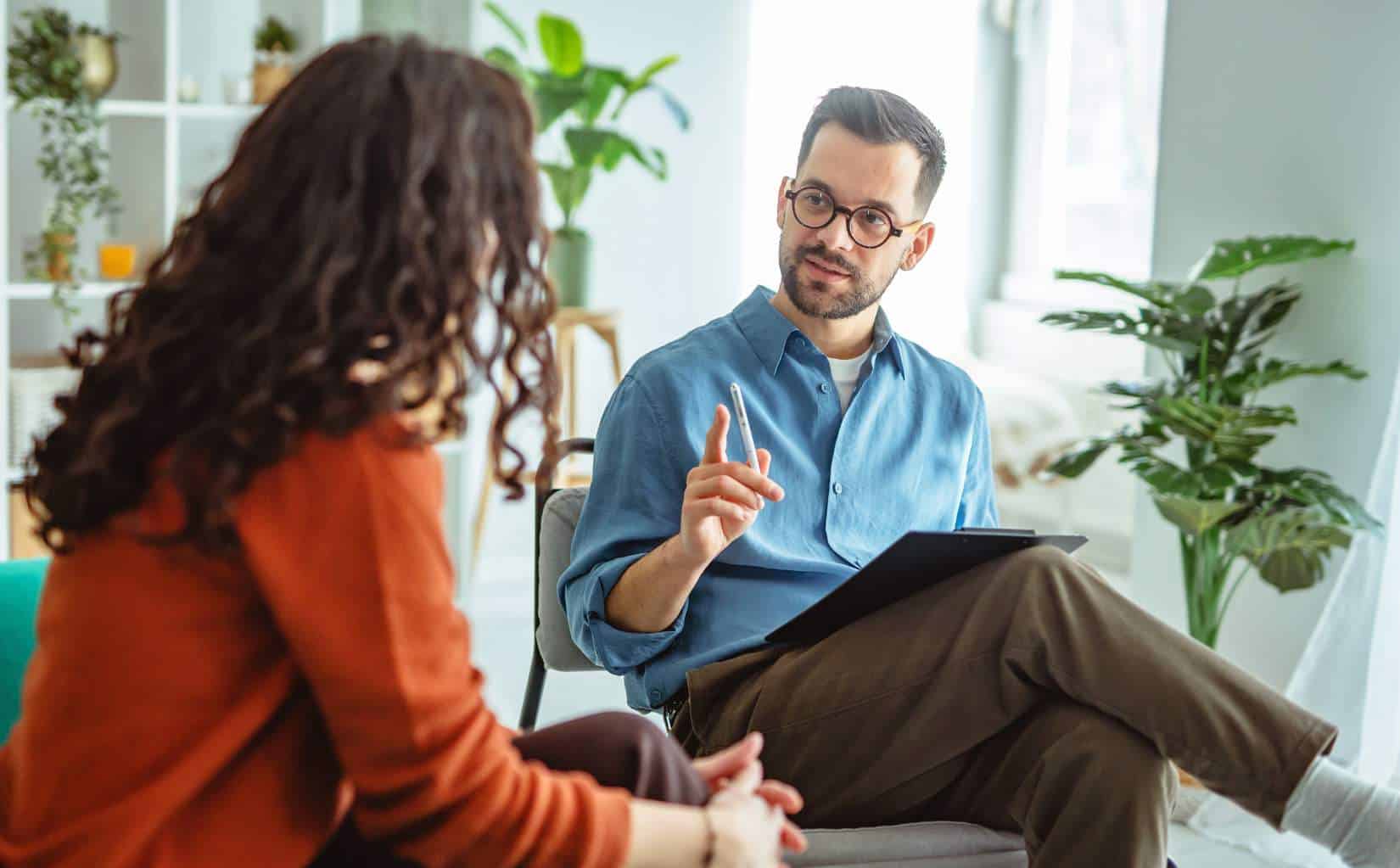 A therapist guiding a client through Accelerated Resolution Therapy in New Jersey.